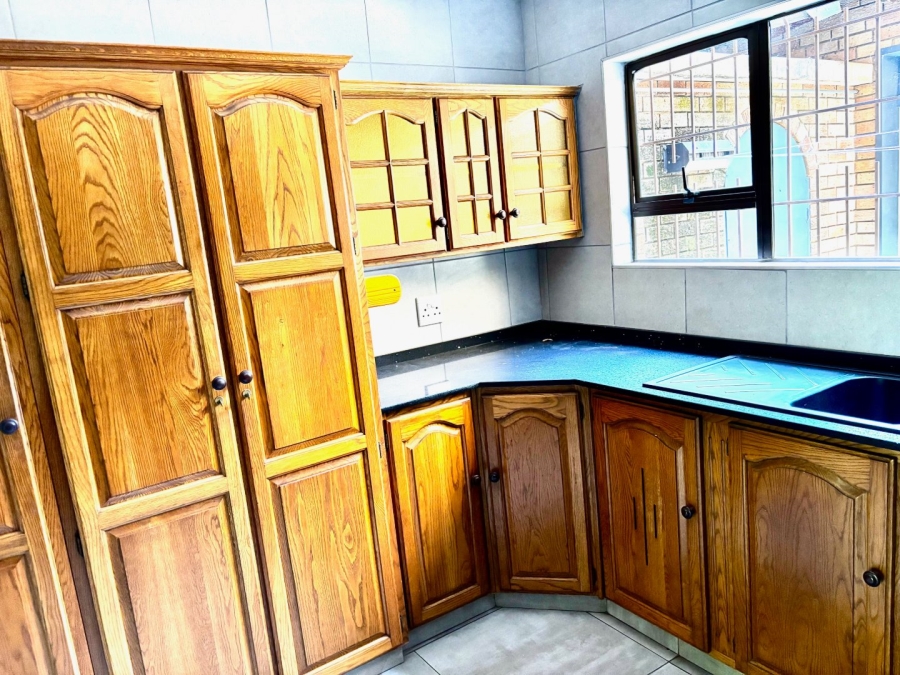 3 Bedroom Property for Sale in Flamwood North West